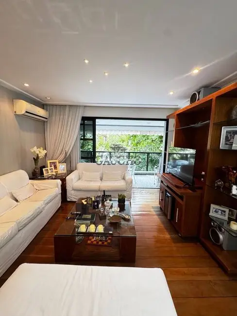 Foto 1 de Apartamento com 4 quartos à venda, 122m2 em Barra da Tijuca, Rio De Janeiro - RJ
