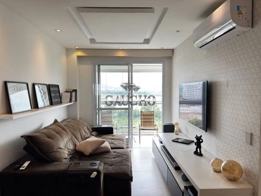 Foto 4 de Apartamento com 2 quartos à venda, 68m2 em Rio De Janeiro - RJ