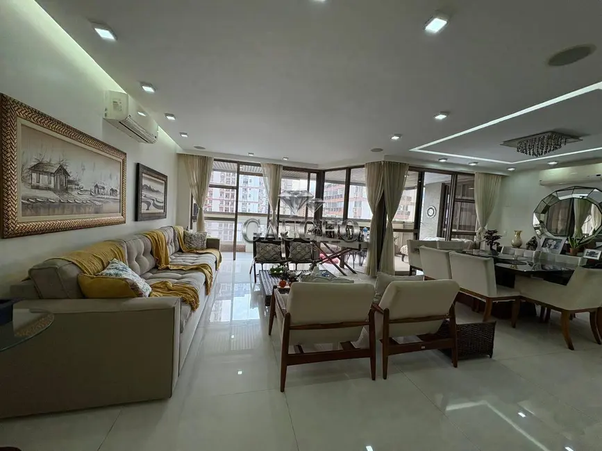 Apartamento com 4 quartos à venda, 177m2 em Barra da Tijuca, Rio De Janeiro - RJ - imagem 2 Foto 2 de Apartamento com 4 quartos à venda, 177m2 em Barra da Tijuca, Rio De Janeiro - RJ