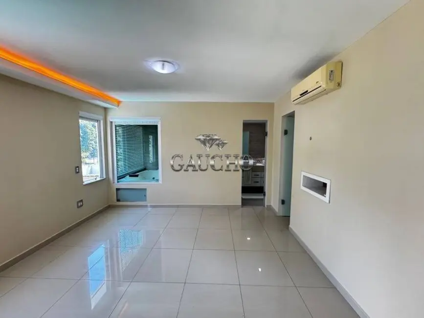 Foto 2 de Casa com 4 quartos à venda, 275m2 em Barra da Tijuca, Rio De Janeiro - RJ