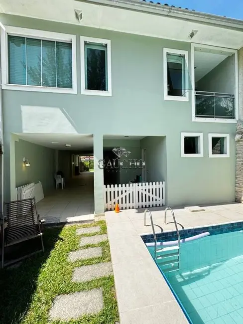 Foto 1 de Casa com 4 quartos à venda, 275m2 em Barra da Tijuca, Rio De Janeiro - RJ