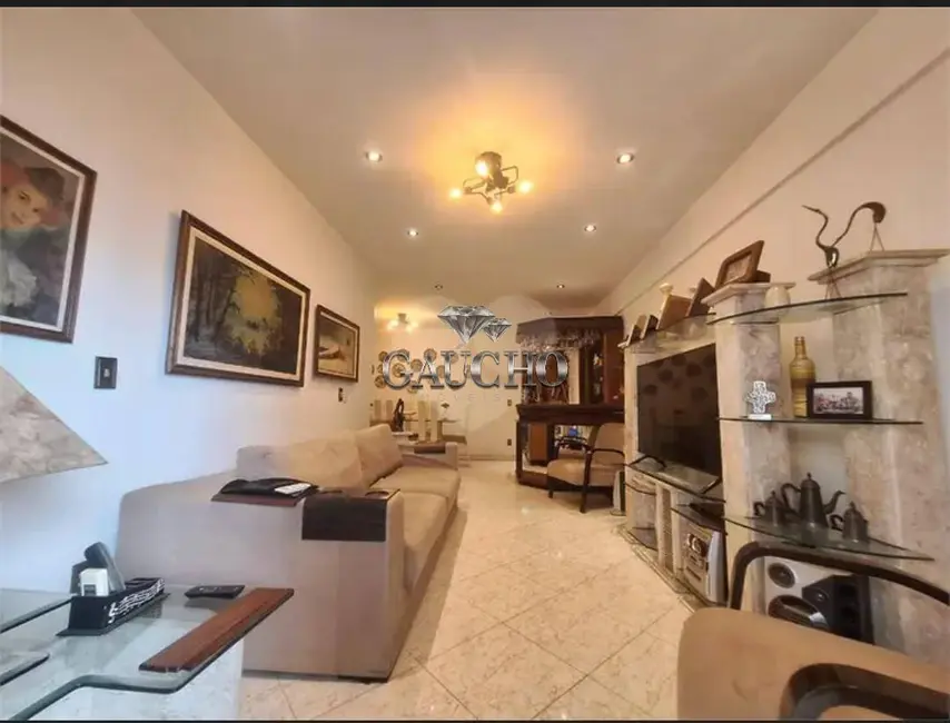 Apartamento com 3 quartos à venda, 133m2 em Vila Isabel, Rio De Janeiro - RJ - imagem 5 Foto 5 de Apartamento com 3 quartos à venda, 133m2 em Vila Isabel, Rio De Janeiro - RJ