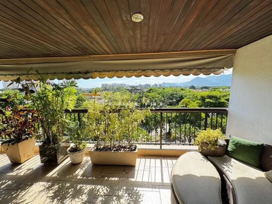 Foto 1 de Apartamento com 4 quartos à venda, 158m2 em Barra da Tijuca, Rio De Janeiro - RJ