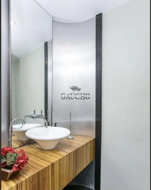 Apartamento com 3 quartos para alugar, 200m2 em Barra da Tijuca, Rio De Janeiro - RJ - imagem 7 Foto 7 de Apartamento com 3 quartos para alugar, 200m2 em Barra da Tijuca, Rio De Janeiro - RJ