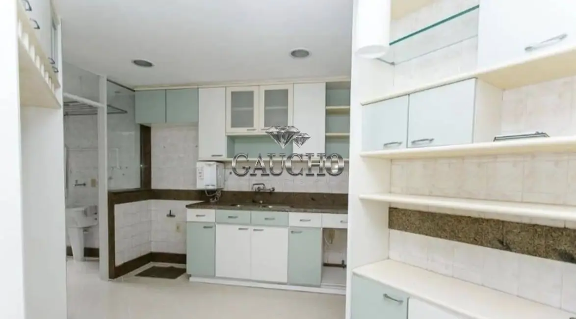 Apartamento com 3 quartos para alugar, 200m2 em Barra da Tijuca, Rio De Janeiro - RJ - imagem 8 Foto 8 de Apartamento com 3 quartos para alugar, 200m2 em Barra da Tijuca, Rio De Janeiro - RJ