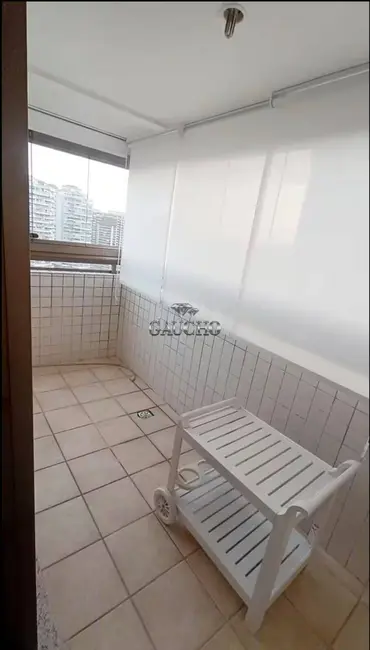 Foto 5 de Apartamento com 2 quartos à venda, 65m2 em Barra da Tijuca, Rio De Janeiro - RJ