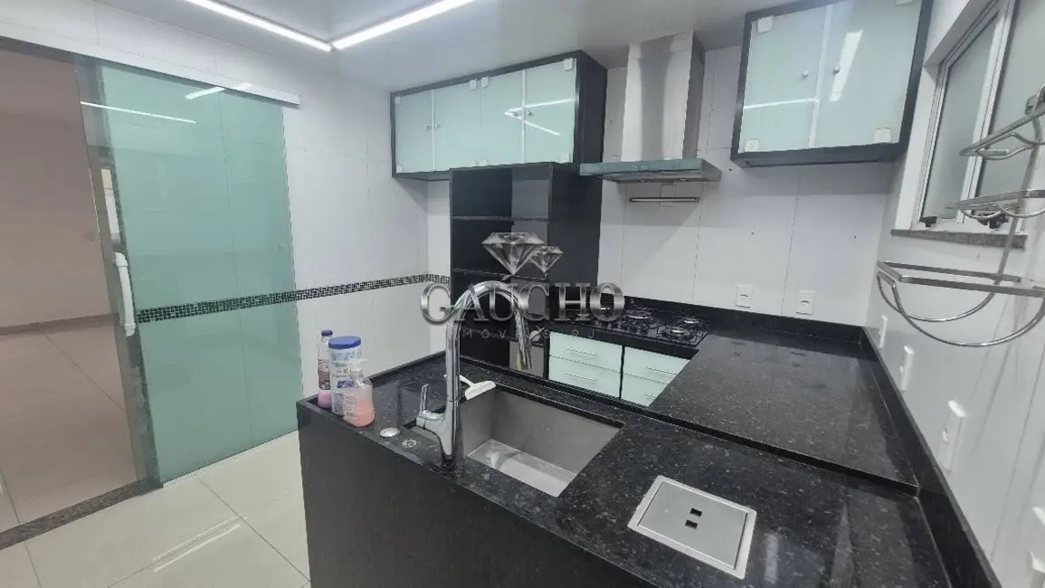 Foto 8 de Casa com 4 quartos para alugar, 120m2 em Taquara, Rio De Janeiro - RJ