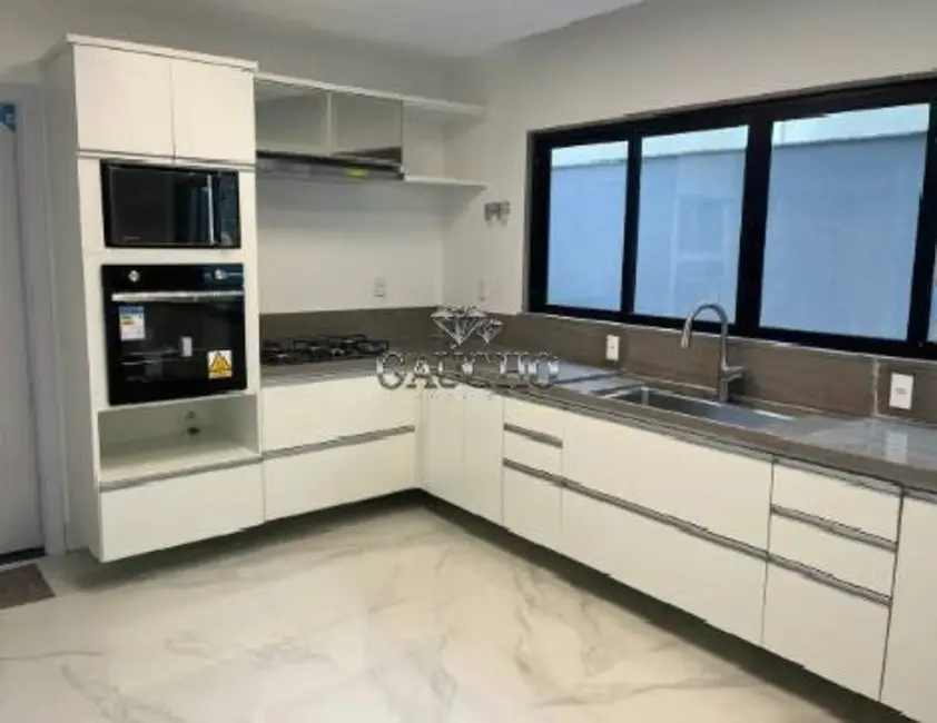 Foto 4 de Casa com 3 quartos à venda e para alugar, 350m2 em Recreio dos Bandeirantes, Rio De Janeiro - RJ