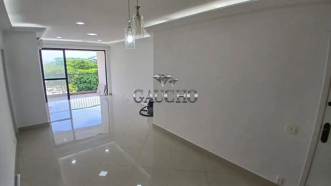 Apartamento com 3 quartos à venda, 105m2 em Barra da Tijuca, Rio De Janeiro - RJ - imagem 1 Foto 1 de Apartamento com 3 quartos à venda, 105m2 em Barra da Tijuca, Rio De Janeiro - RJ