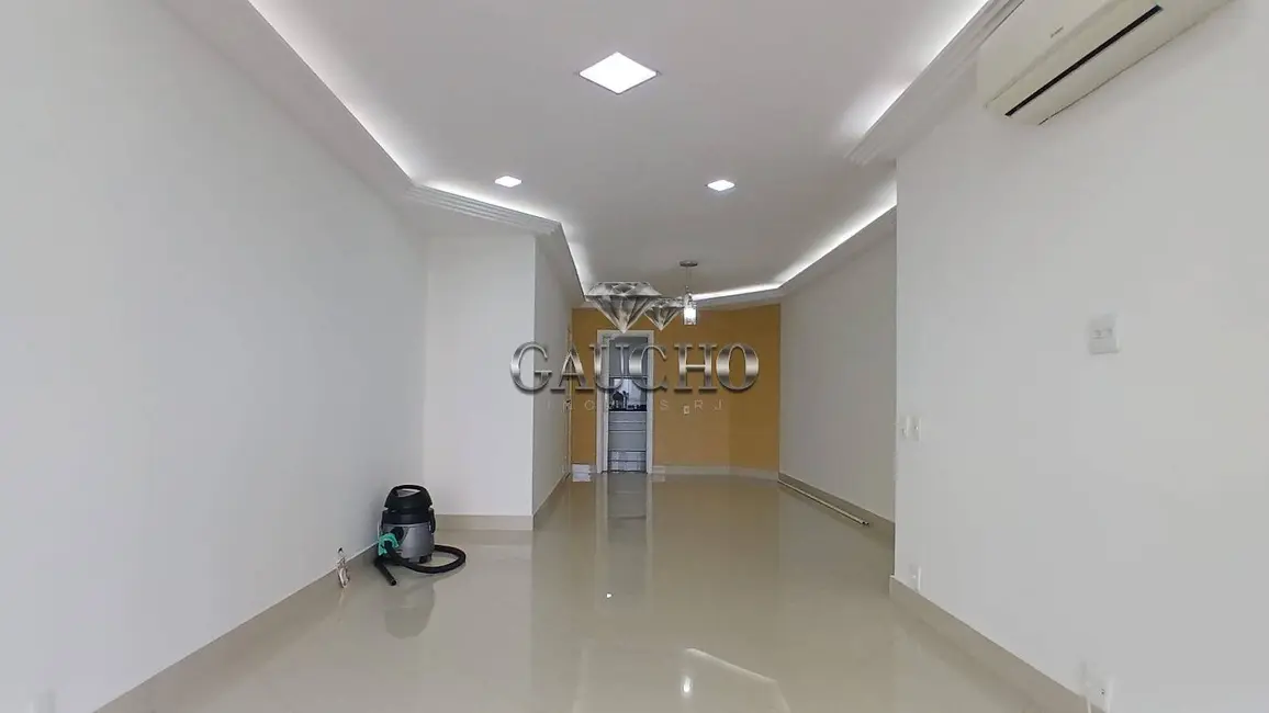 Apartamento com 3 quartos à venda, 105m2 em Barra da Tijuca, Rio De Janeiro - RJ - imagem 2 Foto 2 de Apartamento com 3 quartos à venda, 105m2 em Barra da Tijuca, Rio De Janeiro - RJ