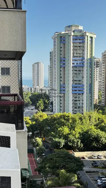 Foto 1 de Apartamento com 2 quartos à venda, 65m2 em Barra da Tijuca, Rio De Janeiro - RJ
