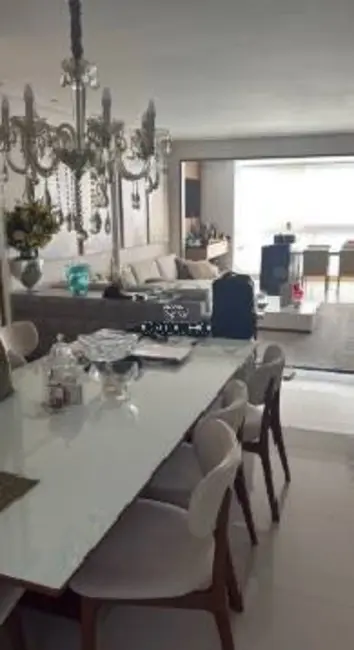 Foto 3 de Apartamento com 4 quartos à venda, 160m2 em Rio De Janeiro - RJ