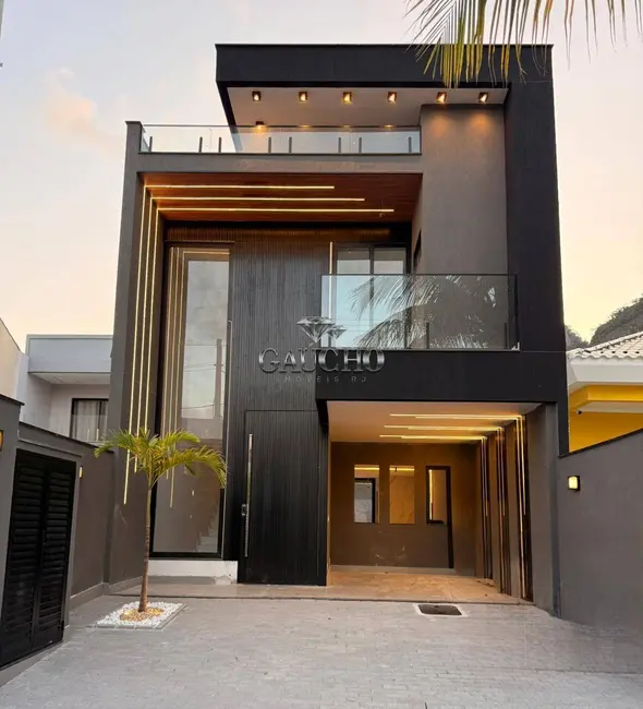 Foto 1 de Casa com 3 quartos à venda, 192m2 em Jacarepaguá, Rio De Janeiro - RJ