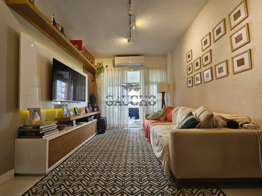 Apartamento com 2 quartos à venda, 78m2 em Rio De Janeiro - RJ - imagem 1 Foto 1 de Apartamento com 2 quartos à venda, 78m2 em Rio De Janeiro - RJ