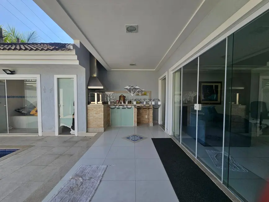 Foto 8 de Casa com 5 quartos à venda e para alugar, 320m2 em Vargem Grande, Rio De Janeiro - RJ