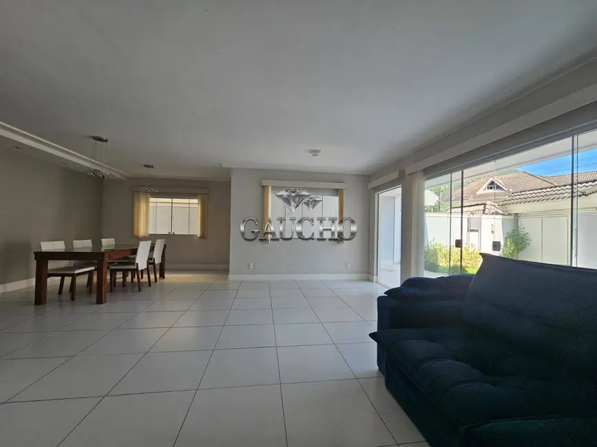 Foto 6 de Casa com 5 quartos à venda e para alugar, 320m2 em Vargem Grande, Rio De Janeiro - RJ