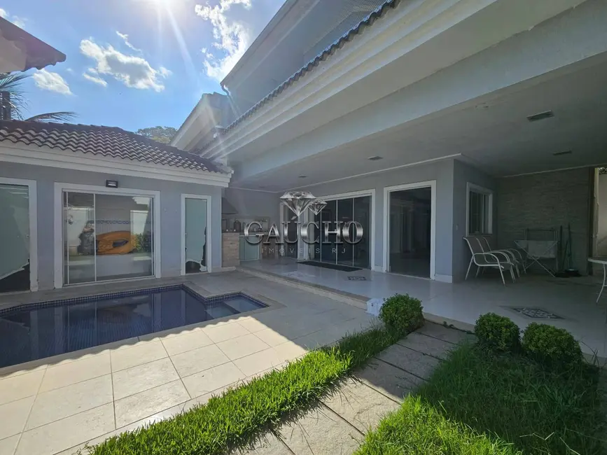 Foto 3 de Casa com 5 quartos à venda e para alugar, 320m2 em Vargem Grande, Rio De Janeiro - RJ