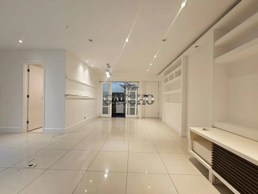 Foto 4 de Apartamento com 3 quartos à venda, 107m2 em Rio De Janeiro - RJ