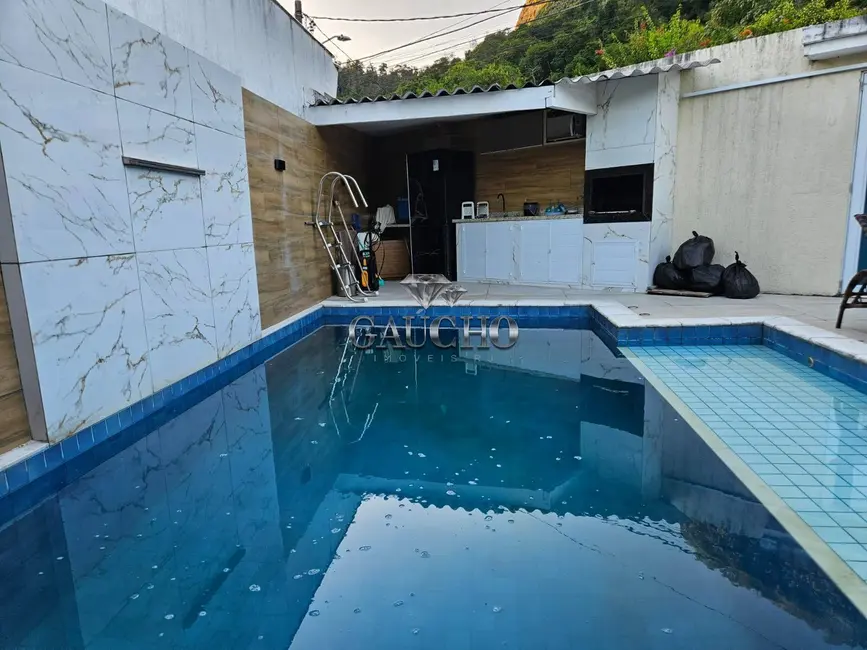 Foto 3 de Casa com 3 quartos à venda, 150m2 em Jacarepaguá, Rio De Janeiro - RJ
