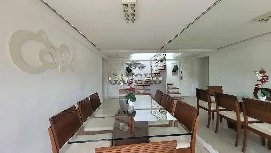 Cobertura com 5 quartos à venda, 277m2 em Freguesia (Jacarepaguá), Rio De Janeiro - RJ - imagem 4 Foto 4 de Cobertura com 5 quartos à venda, 277m2 em Freguesia (Jacarepaguá), Rio De Janeiro - RJ