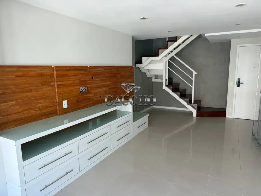 Apartamento com 3 quartos à venda, 171m2 em Recreio dos Bandeirantes, Rio De Janeiro - RJ - imagem 3 Foto 3 de Apartamento com 3 quartos à venda, 171m2 em Recreio dos Bandeirantes, Rio De Janeiro - RJ