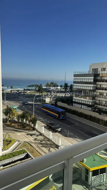 Foto 2 de Apartamento com 2 quartos à venda, 72m2 em Barra da Tijuca, Rio De Janeiro - RJ