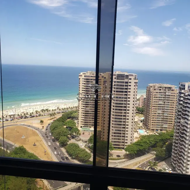 Foto 1 de Cobertura com 3 quartos à venda e para alugar, 136m2 em Barra da Tijuca, Rio De Janeiro - RJ