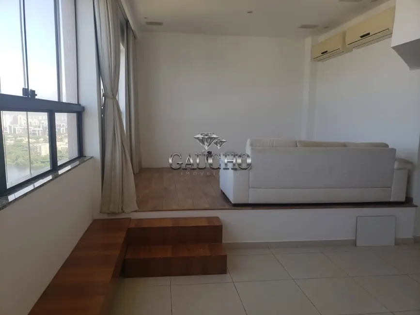 Foto 2 de Cobertura com 3 quartos à venda e para alugar, 136m2 em Barra da Tijuca, Rio De Janeiro - RJ