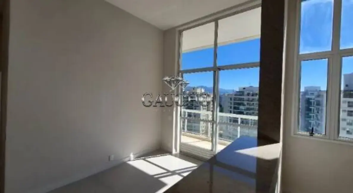 Foto 3 de Apartamento com 2 quartos à venda, 74m2 em Barra da Tijuca, Rio De Janeiro - RJ