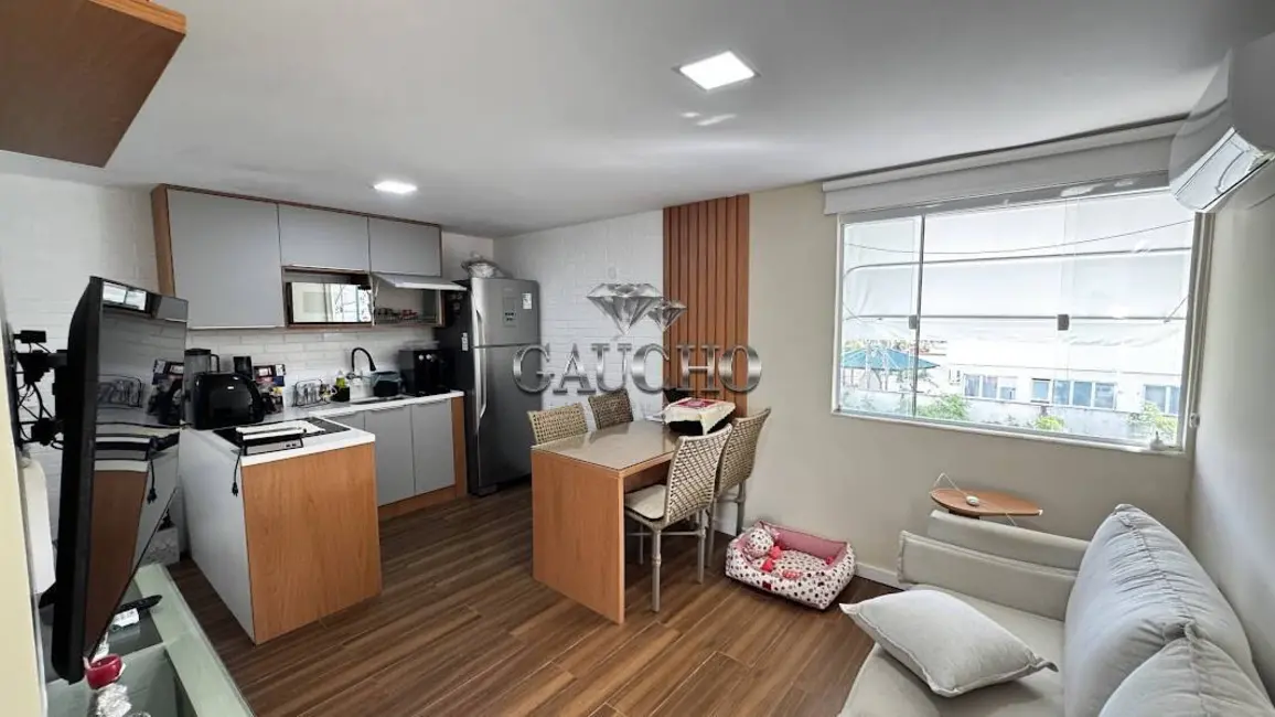 Foto 3 de Casa com 6 quartos à venda, 248m2 em Barra da Tijuca, Rio De Janeiro - RJ
