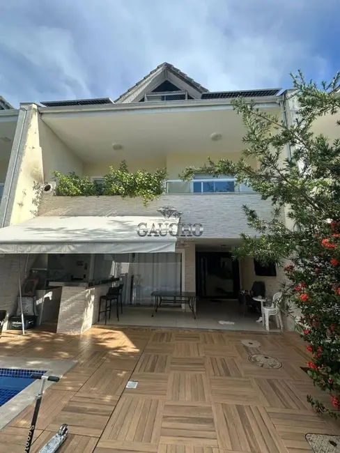 Foto 1 de Casa com 4 quartos à venda, 190m2 em Recreio dos Bandeirantes, Rio De Janeiro - RJ