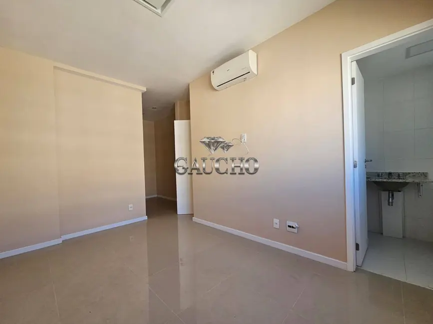 Apartamento com 2 quartos à venda, 82m2 em Recreio dos Bandeirantes, Rio De Janeiro - RJ - imagem 4 Foto 4 de Apartamento com 2 quartos à venda, 82m2 em Recreio dos Bandeirantes, Rio De Janeiro - RJ