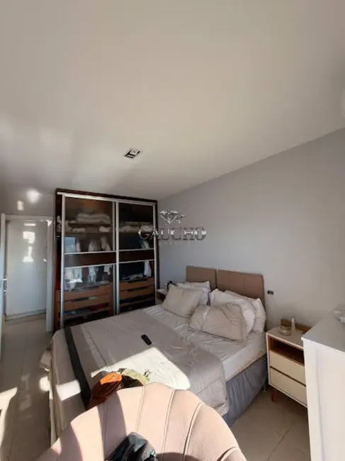 Apartamento com 1 quarto para alugar, 58m2 em Barra da Tijuca, Rio De Janeiro - RJ - imagem 3 Foto 3 de Apartamento com 1 quarto para alugar, 58m2 em Barra da Tijuca, Rio De Janeiro - RJ