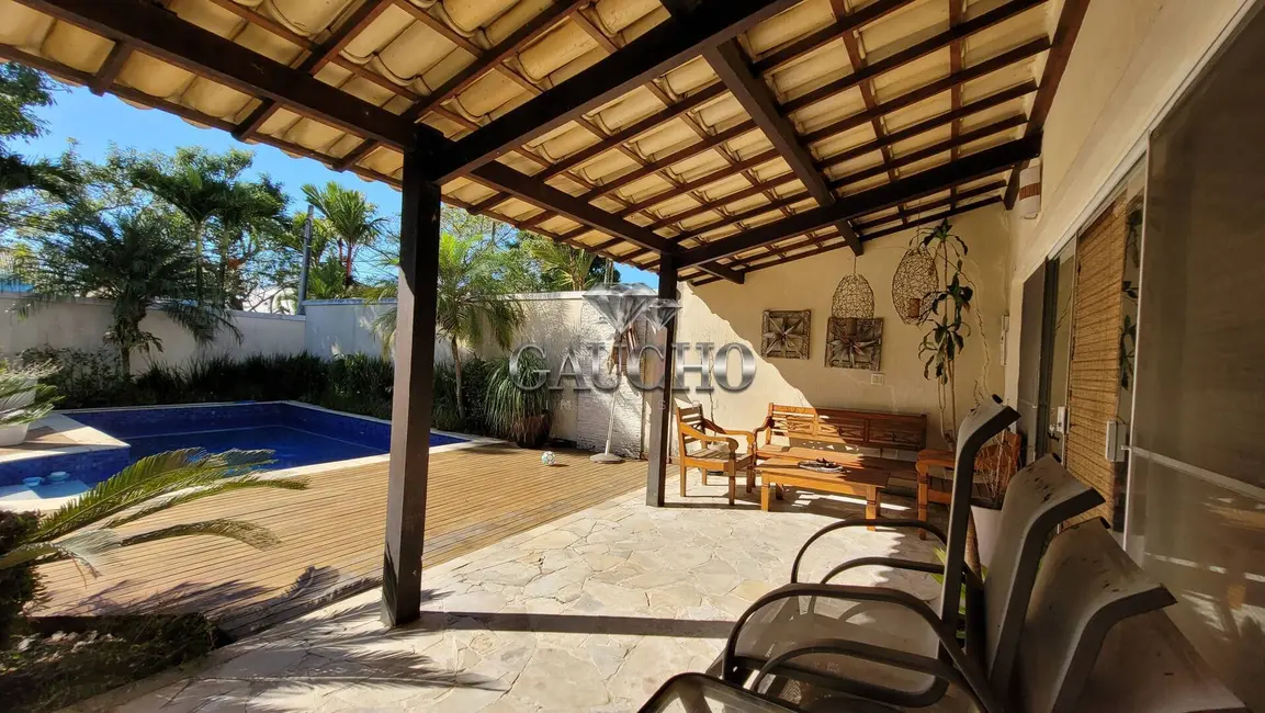 Casa com 4 quartos à venda, 250m2 em Recreio dos Bandeirantes, Rio De Janeiro - RJ - imagem 8 Foto 8 de Casa com 4 quartos à venda, 250m2 em Recreio dos Bandeirantes, Rio De Janeiro - RJ