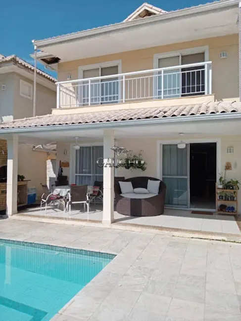 Foto 2 de Casa com 4 quartos à venda e para alugar, 265m2 em Recreio dos Bandeirantes, Rio De Janeiro - RJ