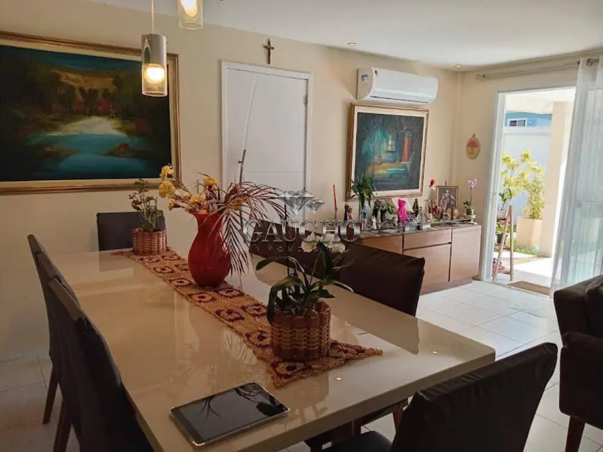 Foto 3 de Casa com 4 quartos à venda e para alugar, 265m2 em Recreio dos Bandeirantes, Rio De Janeiro - RJ