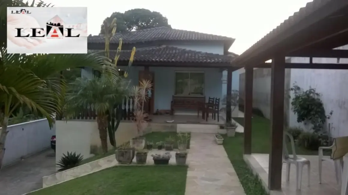Foto 1 de Casa com 3 quartos à venda, 562m2 em Araçatiba, Marica - RJ