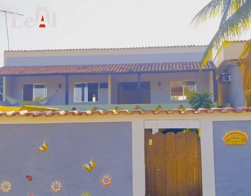 Casa com 4 quartos à venda, 360m2 em Itapeba, Marica - RJ - imagem 3 Foto 3 de Casa com 4 quartos à venda, 360m2 em Itapeba, Marica - RJ