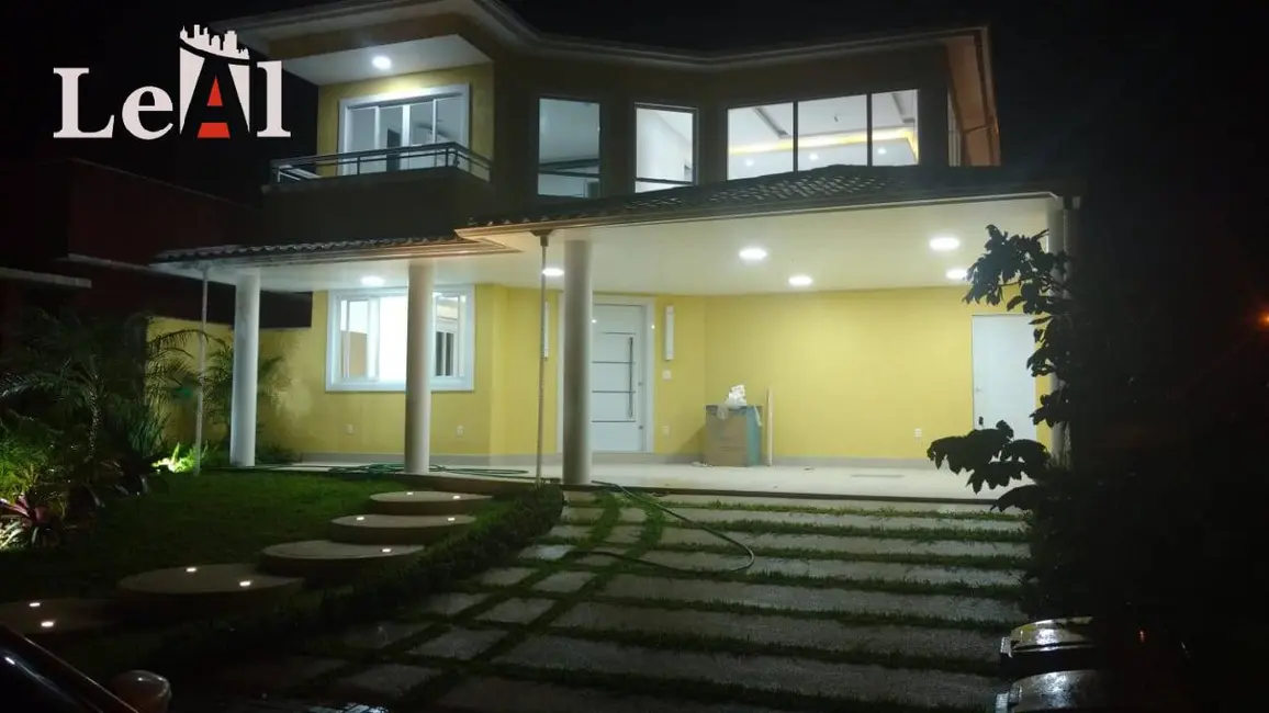 Foto 8 de Casa com 3 quartos à venda, 302m2 em Inoã (Inoã), Marica - RJ