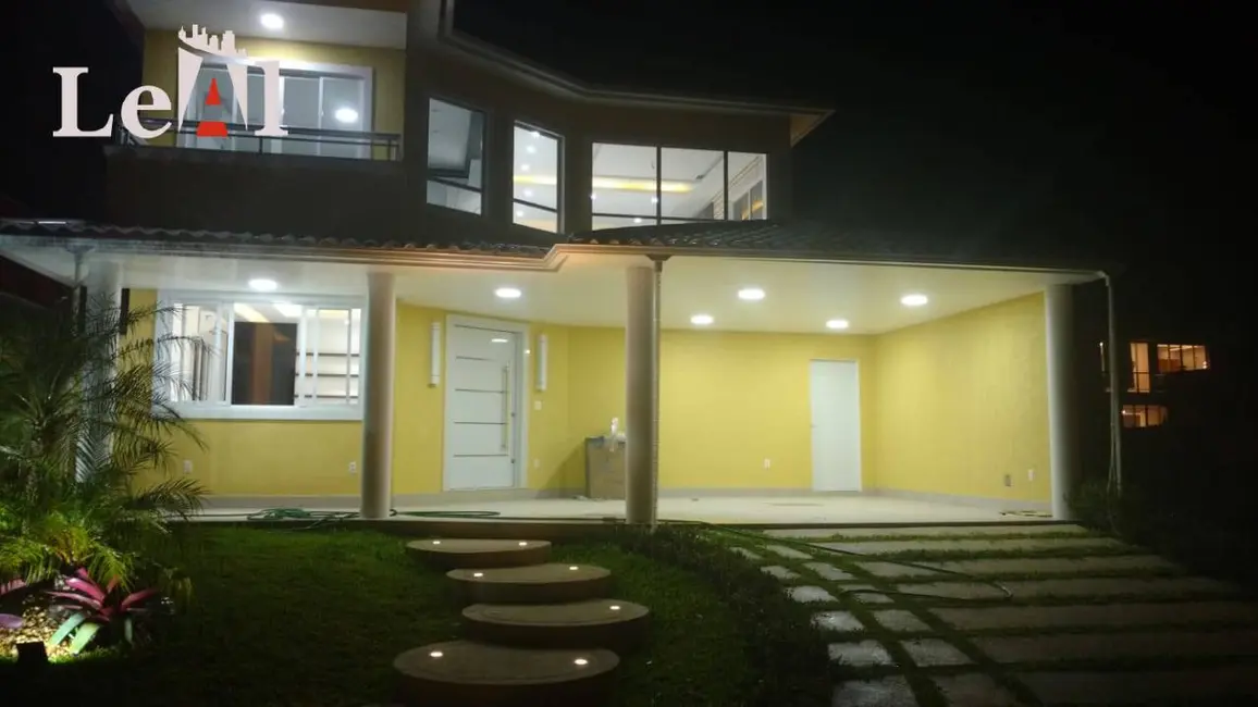 Foto 5 de Casa com 3 quartos à venda, 302m2 em Inoã (Inoã), Marica - RJ