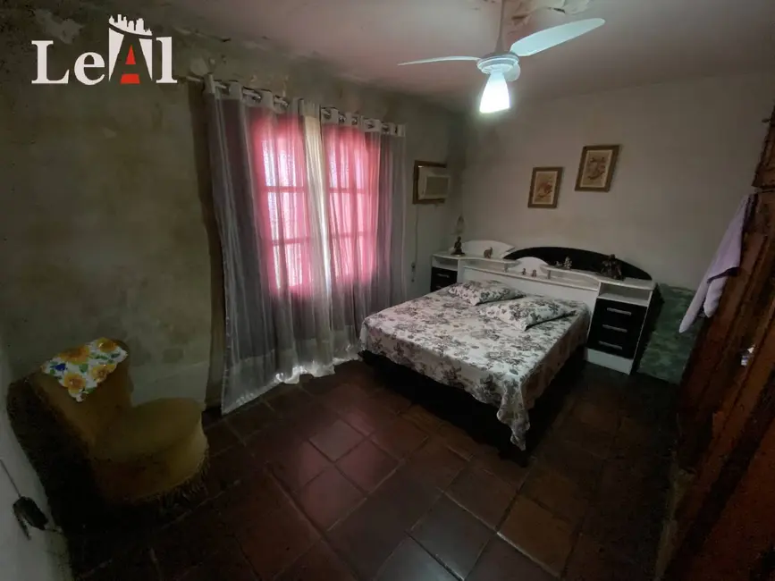 Foto 7 de Casa com 2 quartos à venda e para alugar, 125m2 em Centro, Marica - RJ