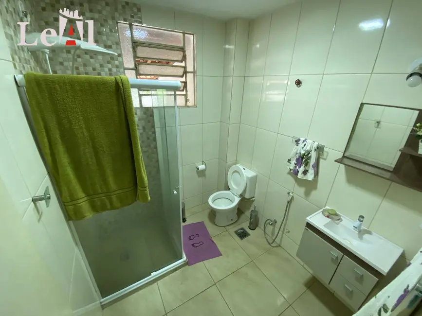 Foto 6 de Casa com 2 quartos à venda e para alugar, 125m2 em Centro, Marica - RJ