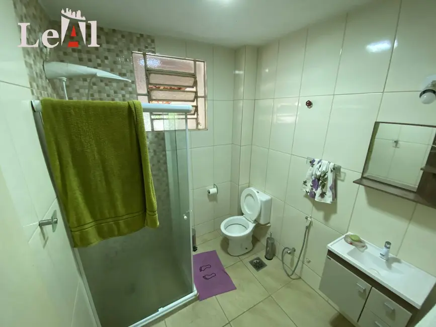 Foto 5 de Casa com 2 quartos à venda e para alugar, 125m2 em Centro, Marica - RJ