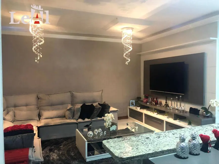 Casa com 3 quartos à venda em Flamengo, Marica - RJ - imagem 4 Foto 4 de Casa com 3 quartos à venda em Flamengo, Marica - RJ