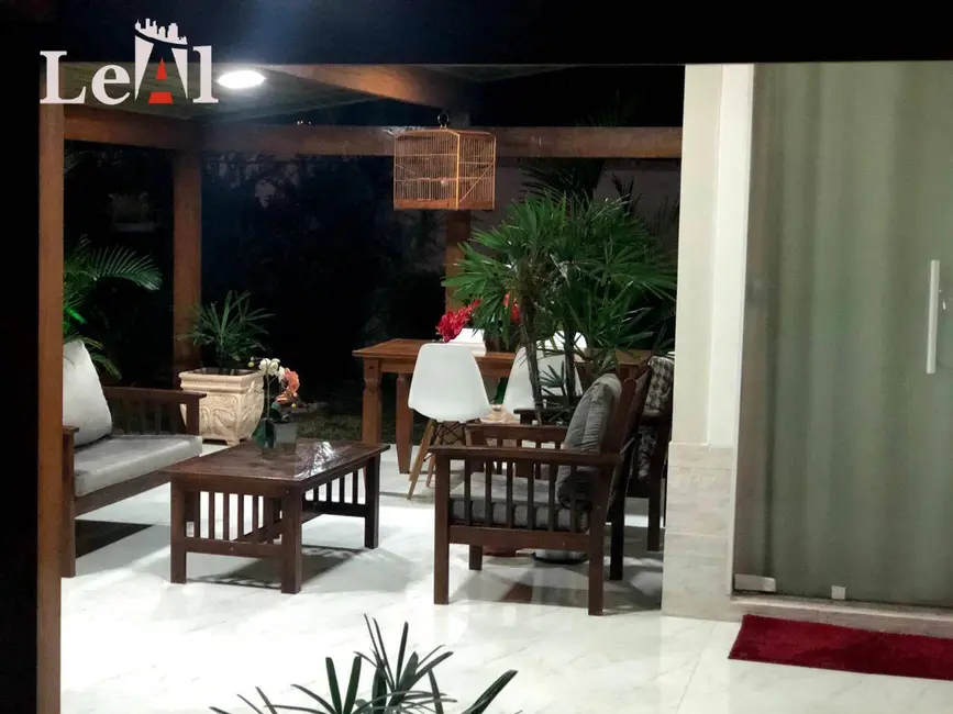 Casa com 3 quartos à venda em Flamengo, Marica - RJ - imagem 6 Foto 6 de Casa com 3 quartos à venda em Flamengo, Marica - RJ