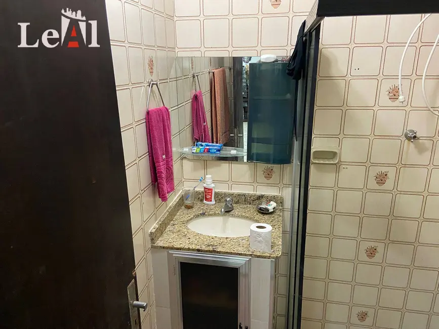 Foto 7 de Casa com 7 quartos à venda, 720m2 em Jacaroá, Marica - RJ