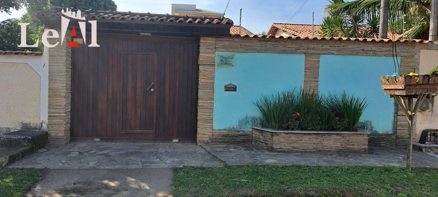 Foto 1 de Casa com 2 quartos à venda, 240m2 em Barroco (Itaipuaçu), Marica - RJ