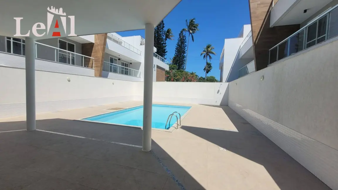 Foto 1 de Apartamento com 3 quartos à venda, 155m2 em Palmeiras, Cabo Frio - RJ