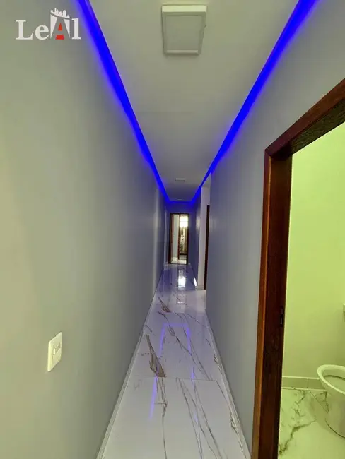 Foto 7 de Casa com 3 quartos à venda, 220m2 em Parque Nanci, Marica - RJ