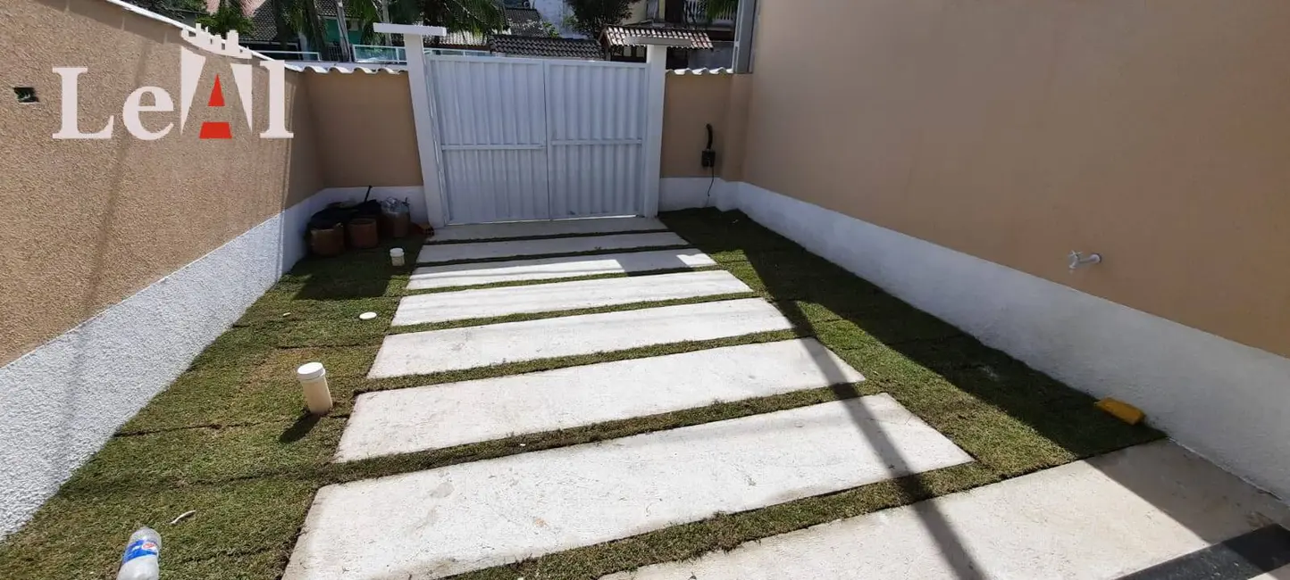 Foto 9 de Casa com 2 quartos à venda, 220m2 em Cajueiros (Itaipuaçu), Marica - RJ